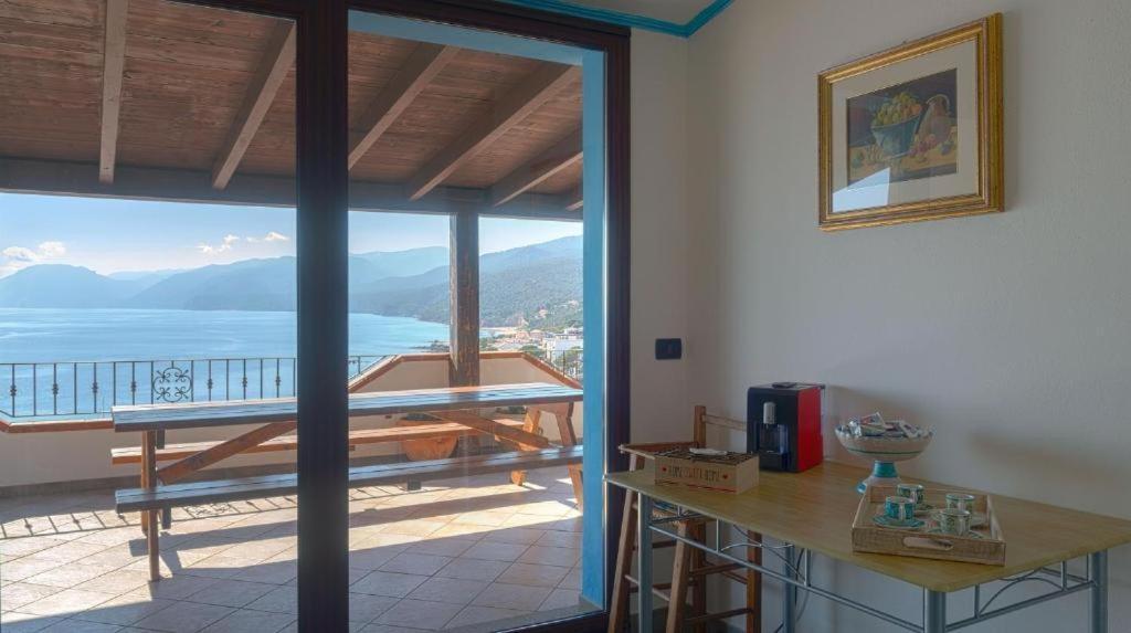 Апартаменты Cala Gonone House Экстерьер фото